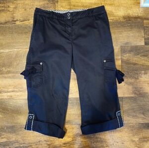 White House Black Market Black Capris Size 0